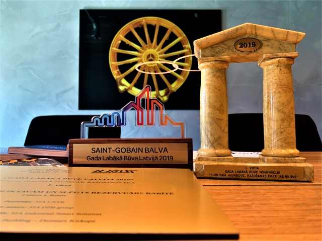 Gada labākā būve.  1 vieta – Publiskā jaunbūve – Ražošanas ēka  - Biroja ēkas ar noliktavām un slēgts rezervuārs Babītē 